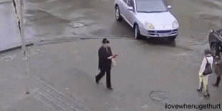 comeonyouarenotalone:  jaidefinichon:  Ups!  Awante gta