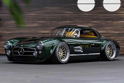 frenchcurious:Mercedes 300 SL. - source Cars &amp; Motorbikes Stard of theGolden