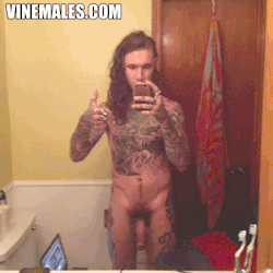 vinemales:  Shaving the bush for the first time in eight years // vinemales.com // Over 50.000 followers // Hot naked gay vines //     