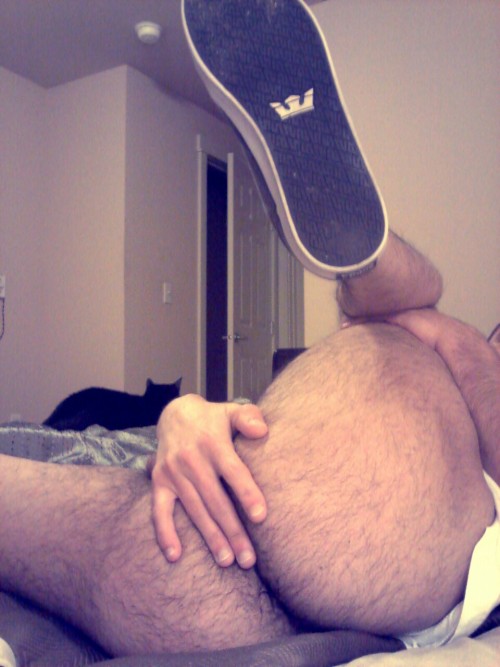 fuckyeahjockstraps.tumblr.com/post/48107923997/