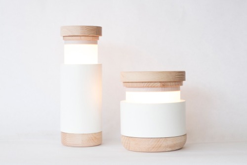 goodwoodwould:Good wood - the ‘Abre lamp’ by Carl Jimenez brings a new level in discreet