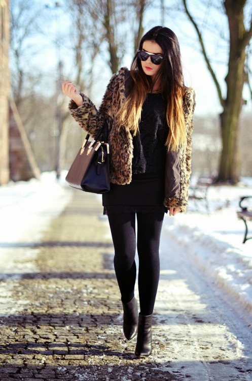 strumpfmode:(via *Rosalieeve Inspirations*: LEOPARD FUR LINGERIE DRESS)