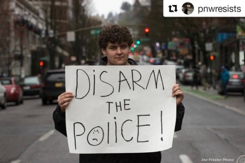 #Repost @pnwresists (@get_repost)・・・“Disarm the police!” March Four Our LivesPortland, O