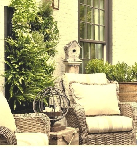 Traditional Deck - UncoveredMid-sized Conventional Rooftop Deck Design Idea