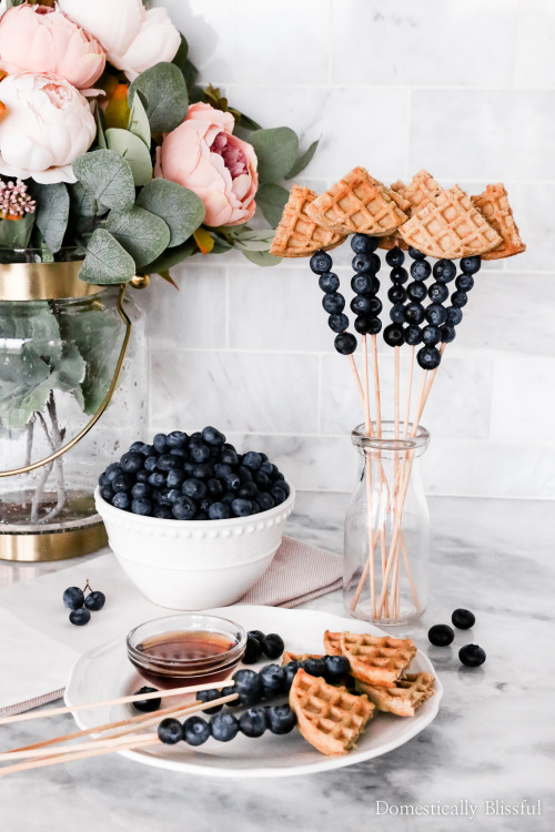 fullcravings:Easy Blueberry Waffle Wands