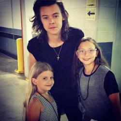 niallhorantheirish:  Harry backstage in East