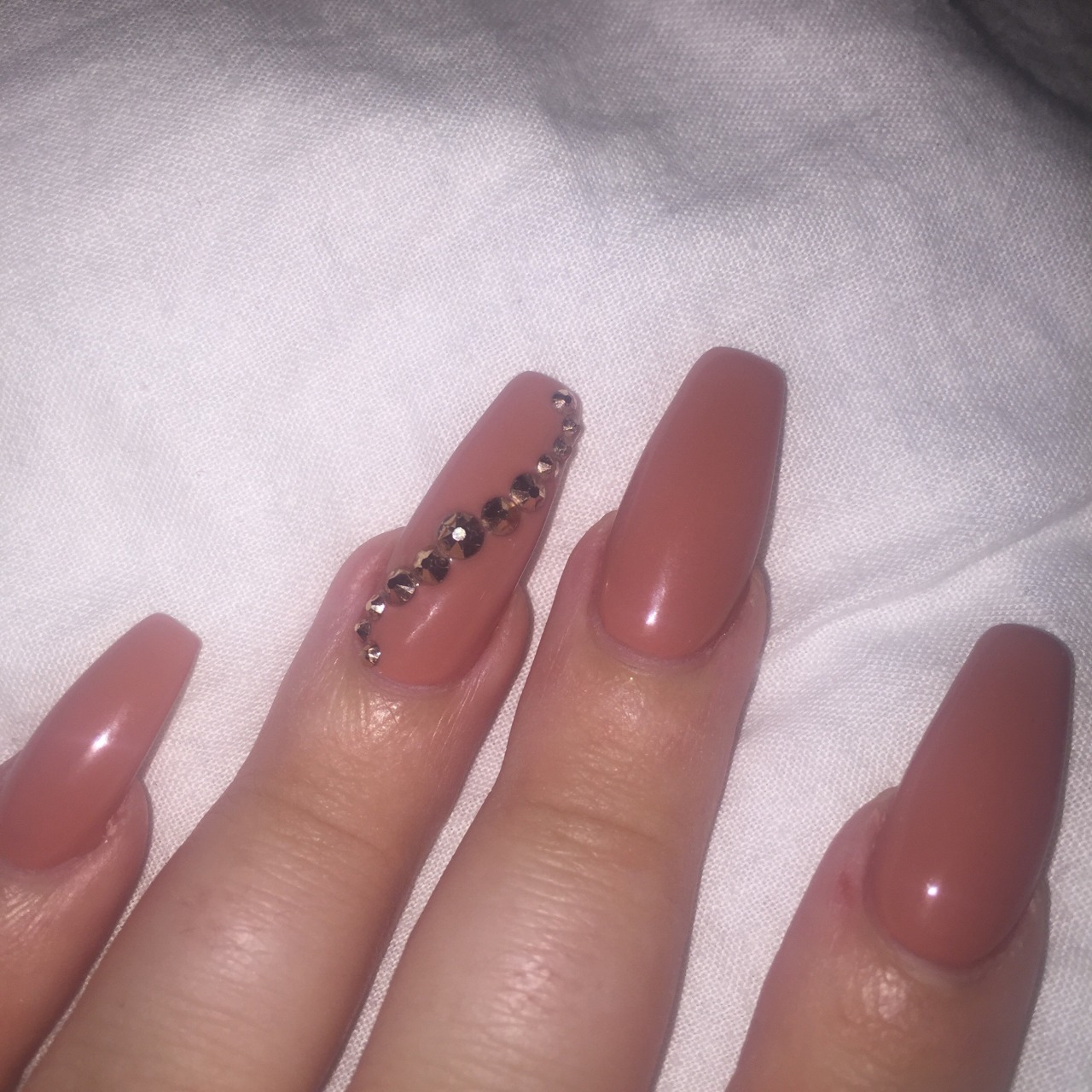 baddiosa:  new nails today 💅🏽