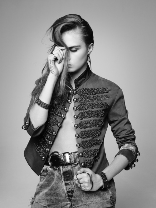 Cara Delevingne in the April 2015 cover story from French magazine L’Express Styles photograph