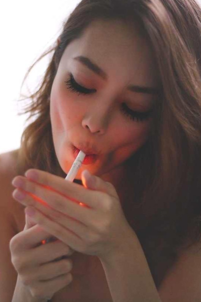 american-hustler:  Light Up | edit By American H. 