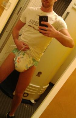 rocket42787:  I freaking love my new little paws diapers.  They fit amazing,  they absorb everything, and they are so cute.  I wore them proudly at the gym tonight.  Best diapers I’ve ever worn. 