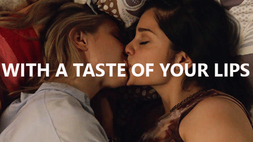 xjasondilaurentis:i’m addicted to you don’t you know that you’re  t o x i