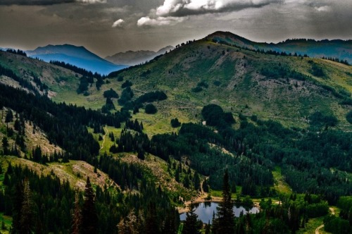 Mountain Layer Light Show