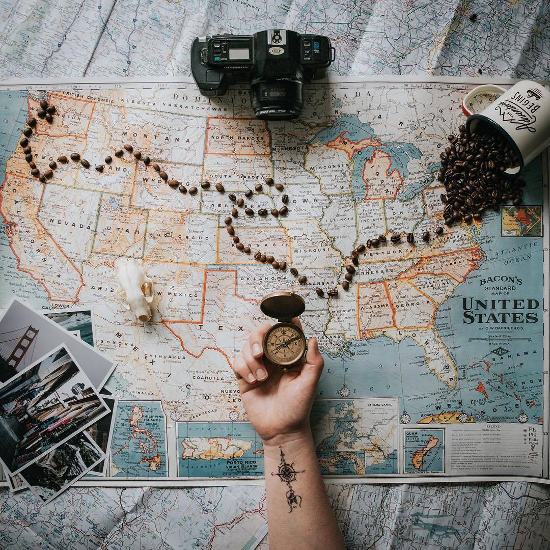 atraversso:  Explore   the world  - Christopher Funk