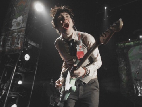 pathetic-at-the-disco:The Many Faces of Ryan Ross, Day 117: “Rock and Roar”