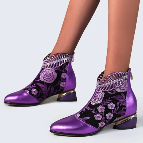 colorfultimetravelbeard:blue &amp; purple boots click here red &amp; black boots click here20% OFF c