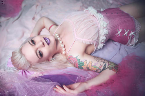 jerzee55z: Elsa Riot - Corset by Miss-MischiefX