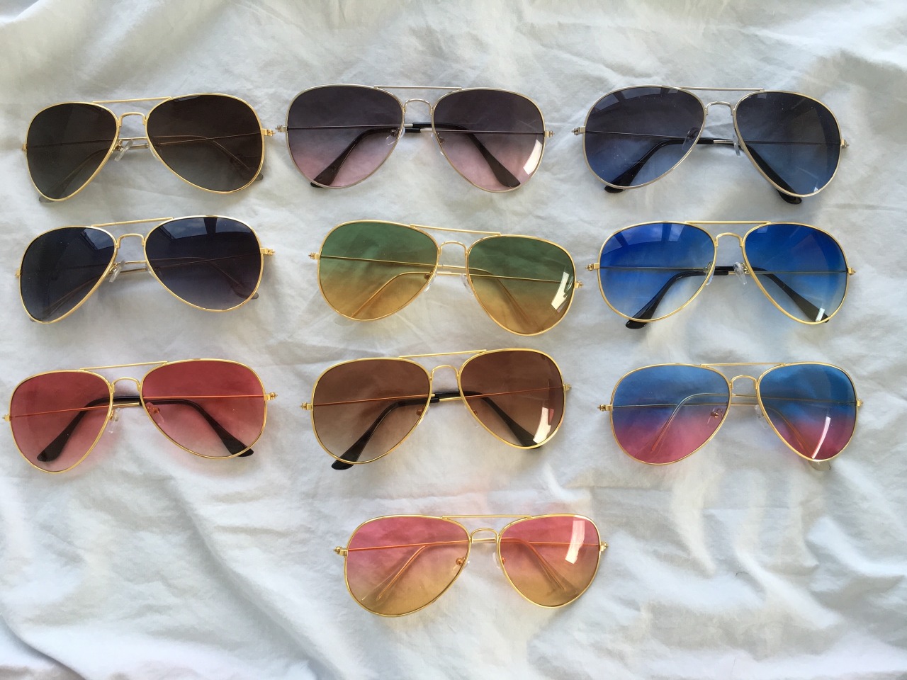 ameliastardust:  Hi!! So I just added a whole new stock of sunglasses to my store