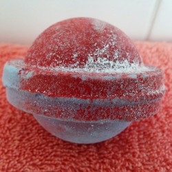  Space Girl bathbomb from Lush 