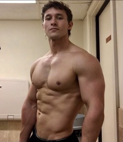 realmen4worship: ready to humble the competition