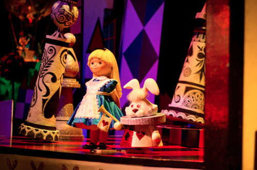 dashofdisney: Alice is in Another World