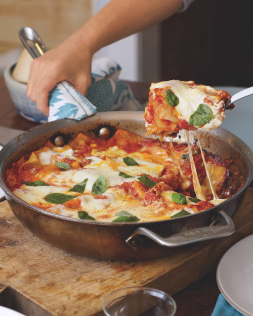 lets-just-eat: Skillet Lasagna