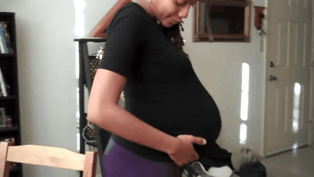 marblebun:Shirt liftsFuckkkkk id have to pull my cock out and bust my nasty load all over each of th