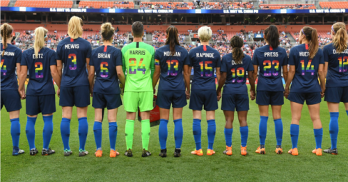 newbiesquadgoals:USWNT ❤