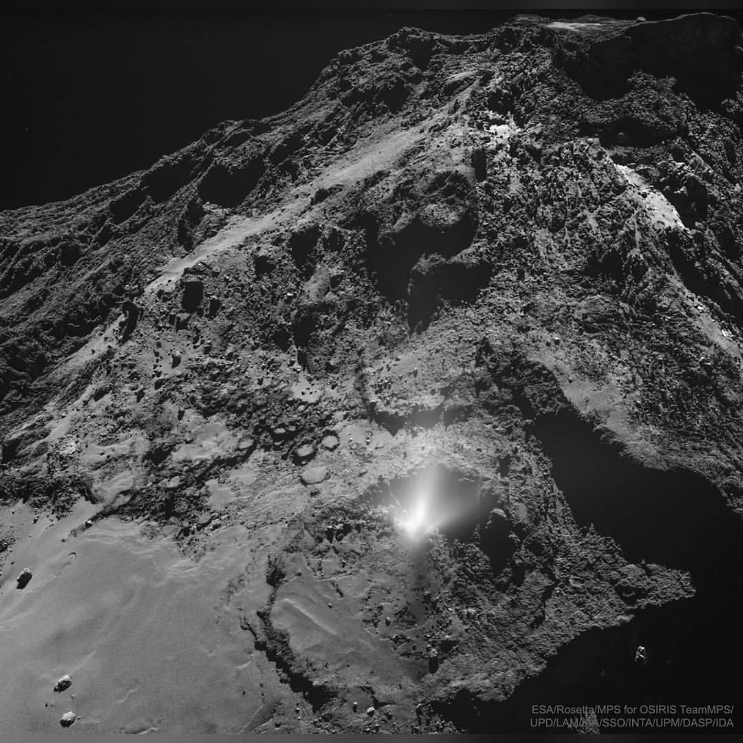 A Dust Jet from the Surface of Comet 67P #nasa #apod #esa #rosetta #mps #osiris #upd