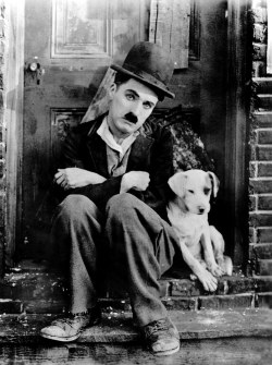 vintagechampagnefever:  Charlie Chaplin’s
