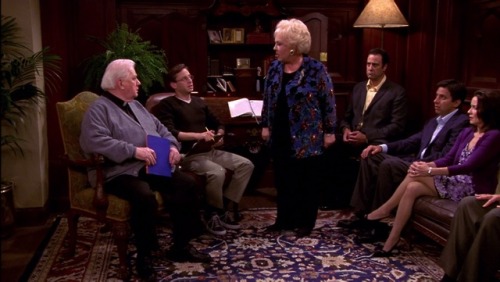 Everybody Loves Raymond (TV Series)‘The Angry Family’ S6/E1(2001), Michael presents a story about an