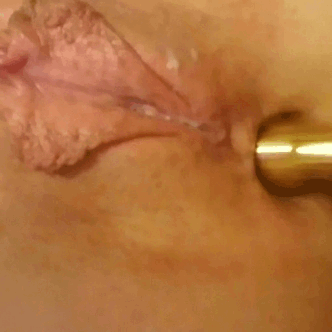 ladypapillonxxx:  My pussy is saying “fuck me too!” 😋