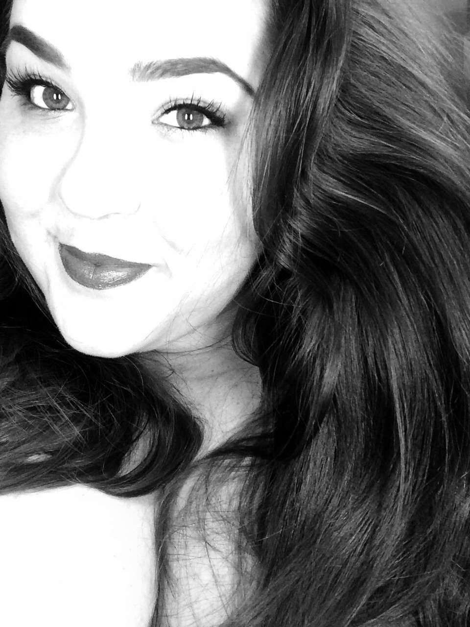 I actually did my make up today! About to drop my car off to get detailed and then