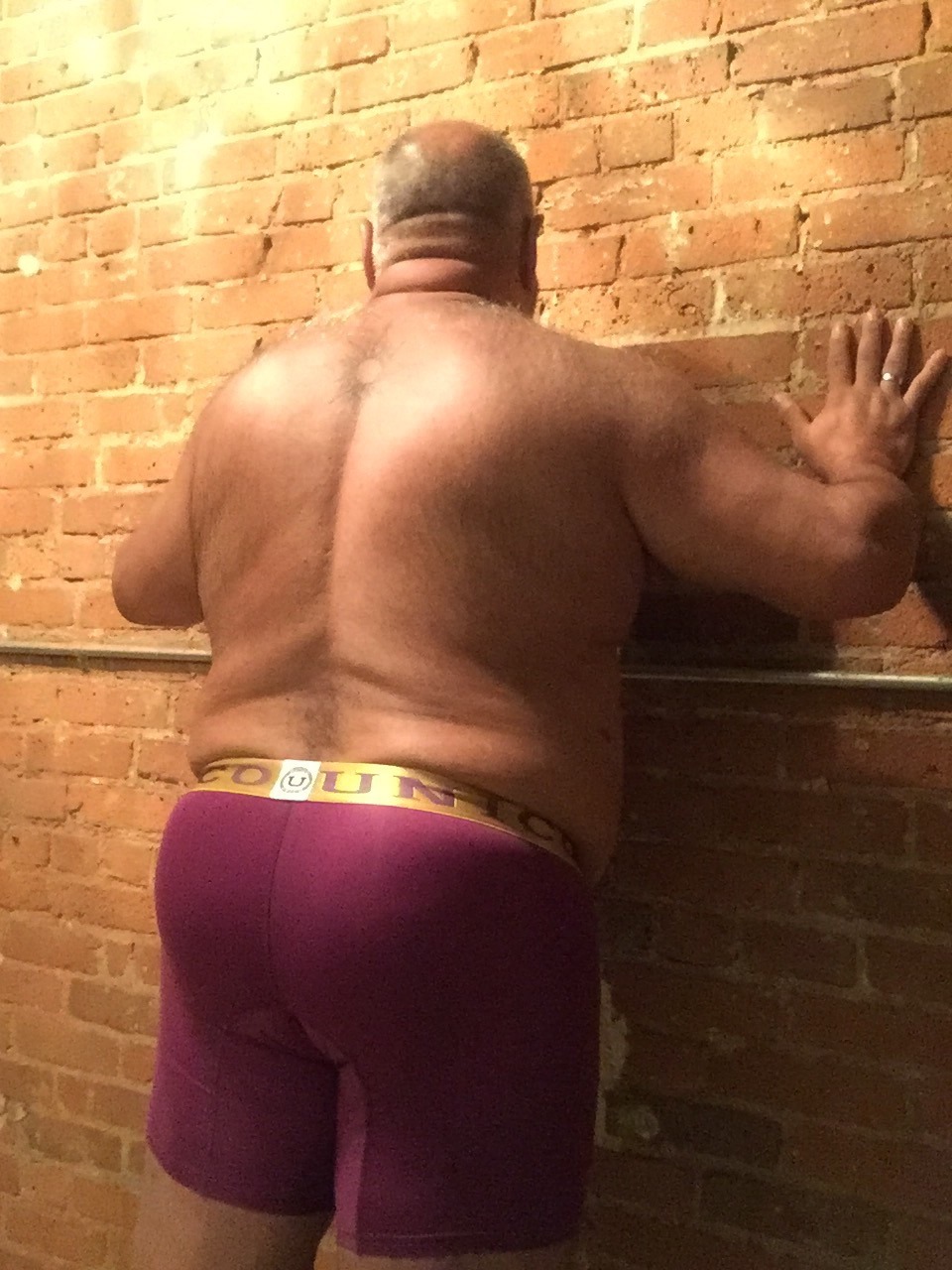 MUY BUEN  CULOTE👅