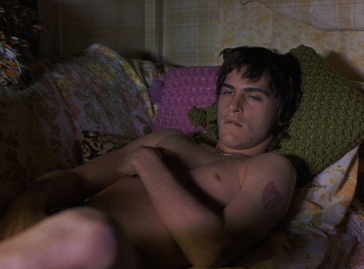 spookyboy:  crushedboness:  Joaquin Phoenix in To Die For (Gus Van Sant 1995)  OMG