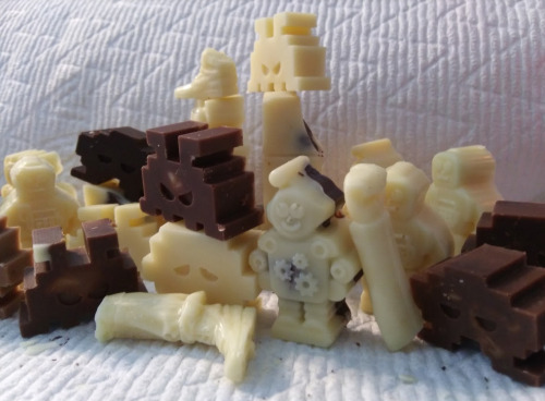 Choco-Doc and the Robot Uprising&hellip; Yeeeeah, so using The Flesh Bowl to make a Dr. Who out of c