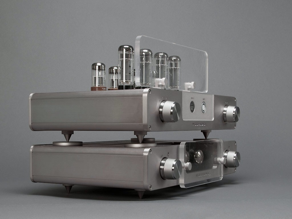 adrimarcos:  Woo Audio Electrostatic Headphone Amp! 