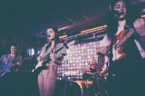 theartistree: artistree.fm/hinds → Experiencing the beauty and chaos that is New York Ci