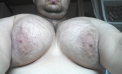 omgknutson:  my personal top10 of my own moobs