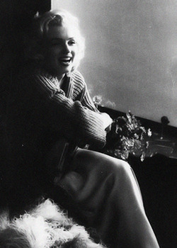 ourmarilynmonroe: Marilyn Monroe photographed by Milton Greene, 1953. 
