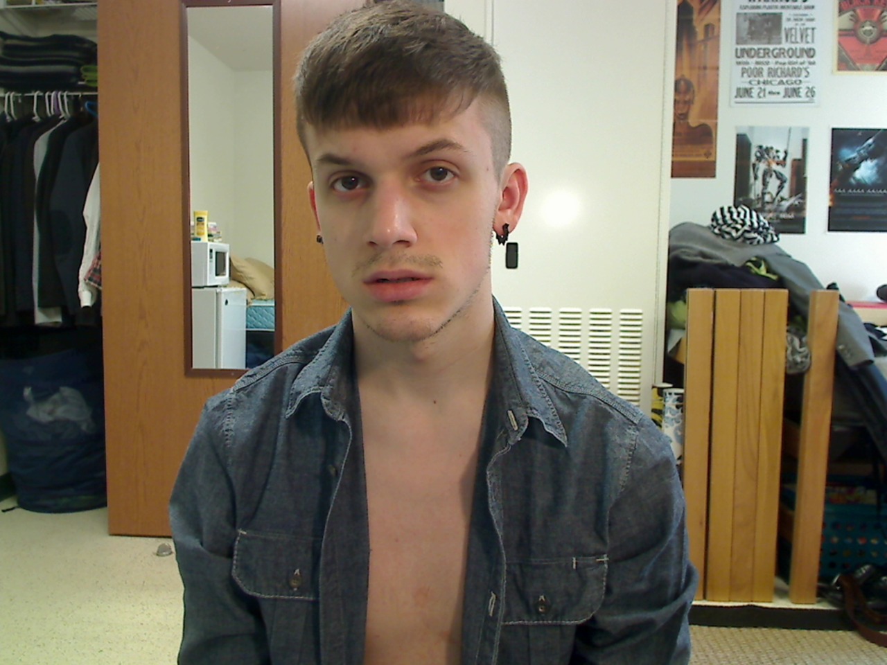 theyearofbecoming:  New haircut ! !