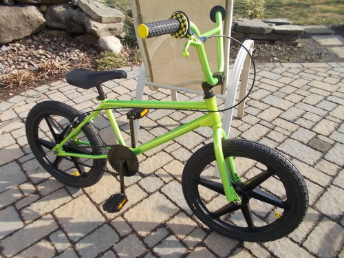 bmxbicyclerestoration:  1990 haro psycho BMX bicycle restoration completed  I found this bike buried