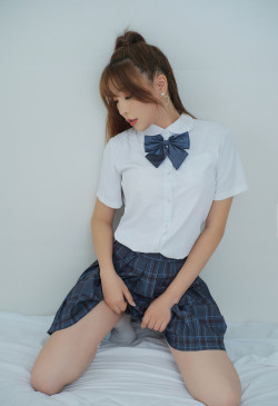 XXX sailor-suit-diary:セーラー服 photo