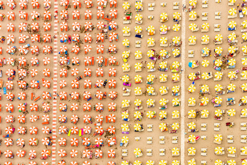 cubebreaker:  Bernhard Lang’s Aerial Views Adria shows the beautiful and often unintended colorful patterns we place ourselves in.