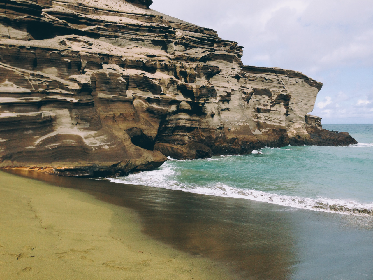 may-u-mi:  Green Sand Beach, Big Island. Hawaii, August 2014.