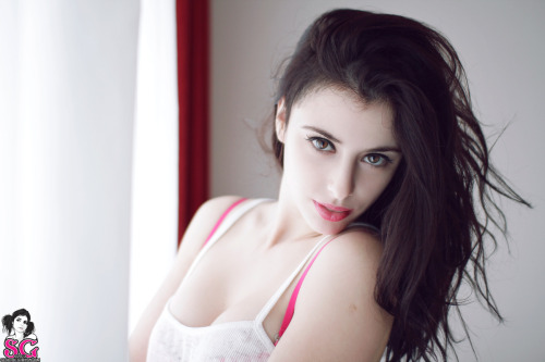 thedarksideofgruff:  Tangerine    - Sweetheart    Click Here For More Tangerine Click Here For More Suicide girls 