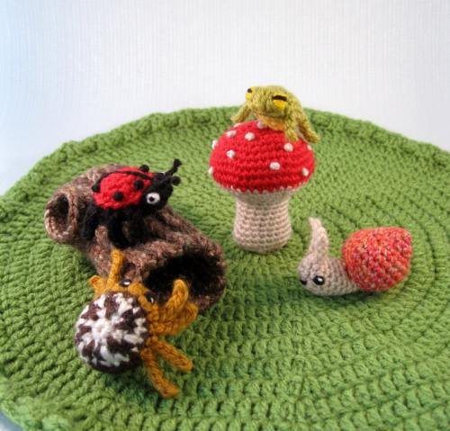 figdays:    Mini Pets Crochet Pattern //