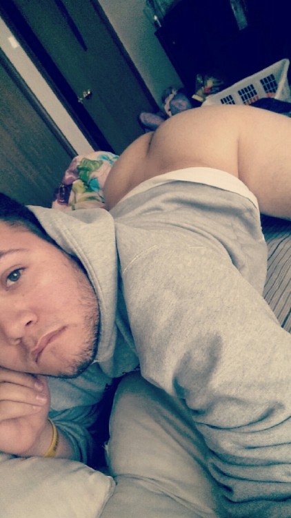 cherryboi24:  monstergodcock:  Hello there!!😘   Now THIS is a submission! 👏🏾👍🏾😛  Hehe aw