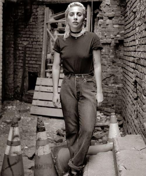 LADY GAGA.ph. Collier Schorr For T Magazine.