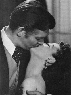 amaliapalss:   Clark Gable and Vivien Leigh