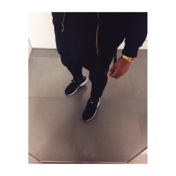 blackddash:  danahyf:  wish I had a girlfriend to dress nice for. single but a fashion killa.  😩😩😩 